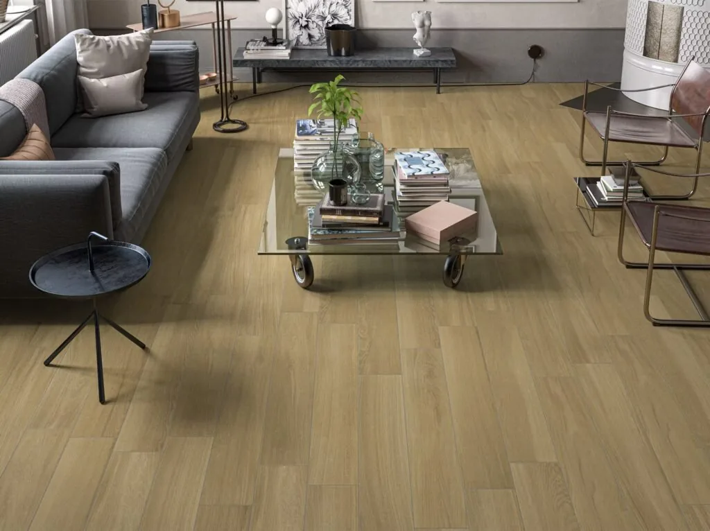 Pavimento effetto legno in soggiorno moderno piastrelle effetto legno Palermo
