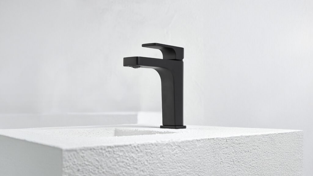 Serie Lago Vicario: L'Eccellenza della Rubinetteria Italiana in Offerta da Max Due lago