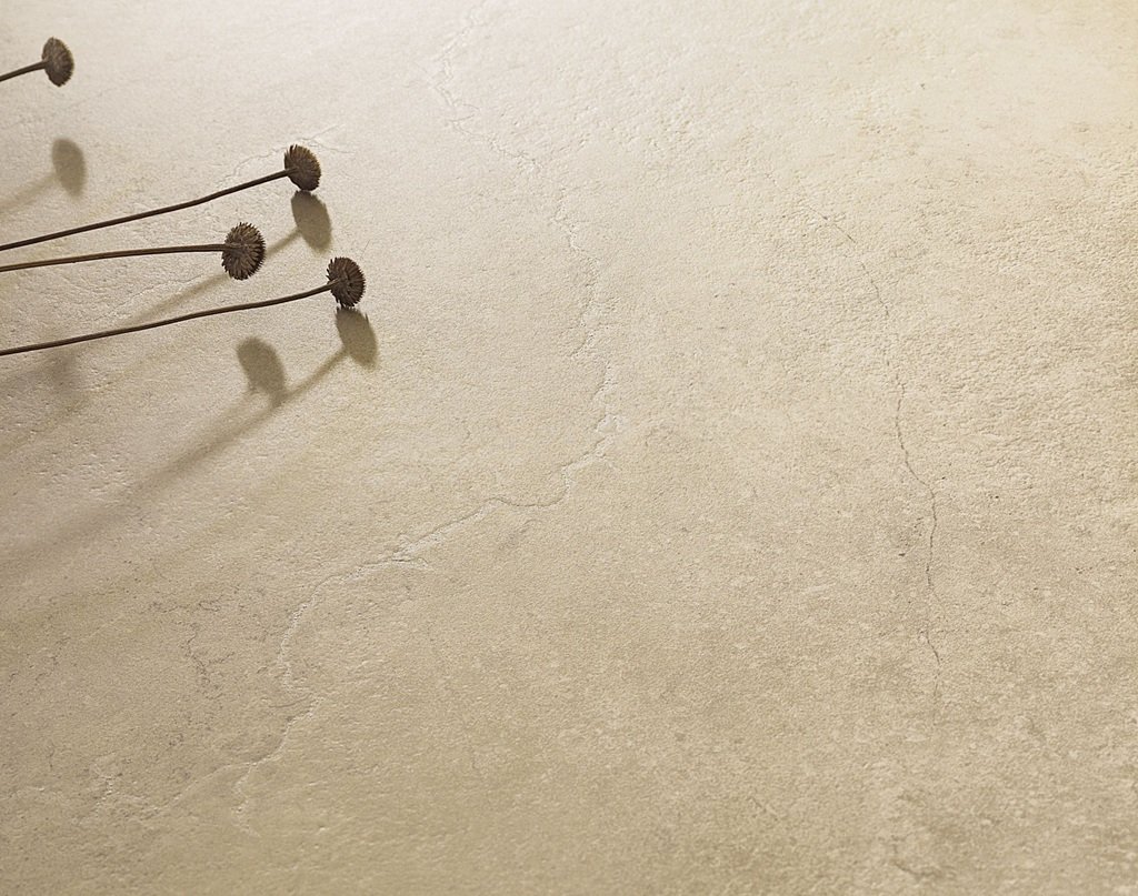 Dettaglio superficie in gres porcellanato Attica di Settecento formato 60x120