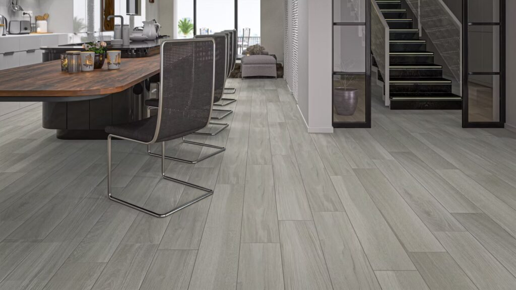 pavimento effetto legno in cucina moderno piastrelle effetto legno chiaro Palermo